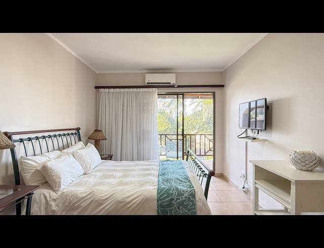 3 BEDROOM FLAT FOR SALE IN COMPENSATION BEACH